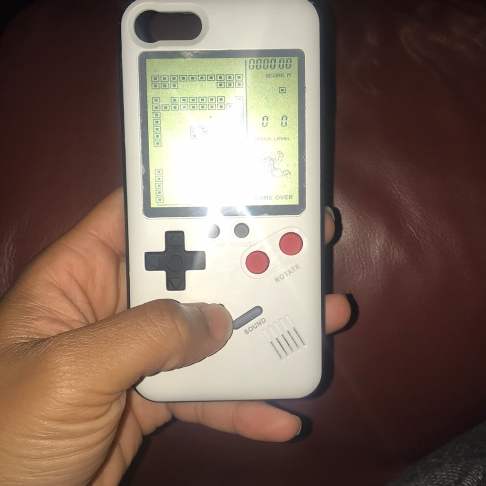 Game Boy case iPhone 7.